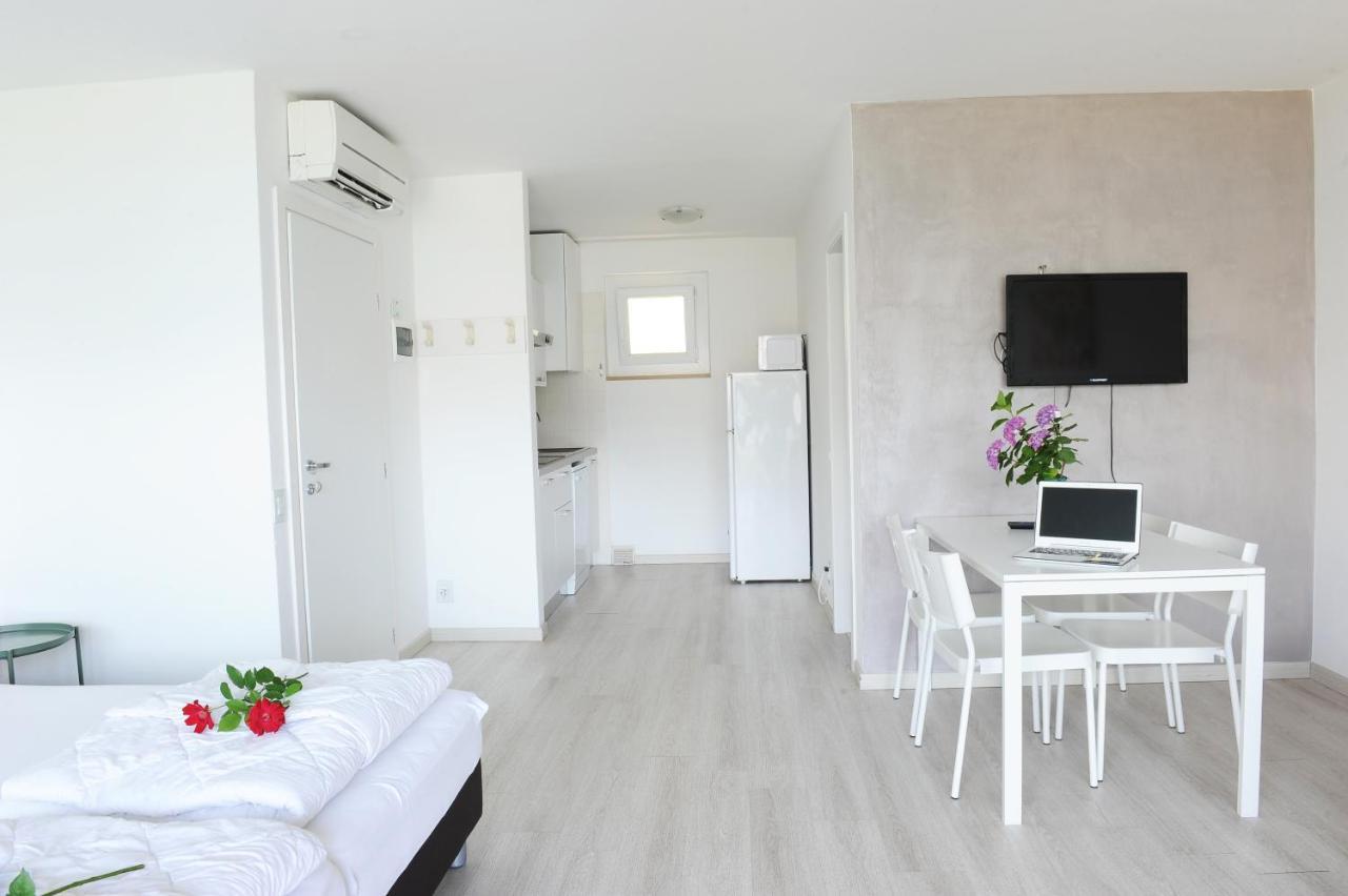 Residence Parco Lago Di Garda Malcesine Exterior photo