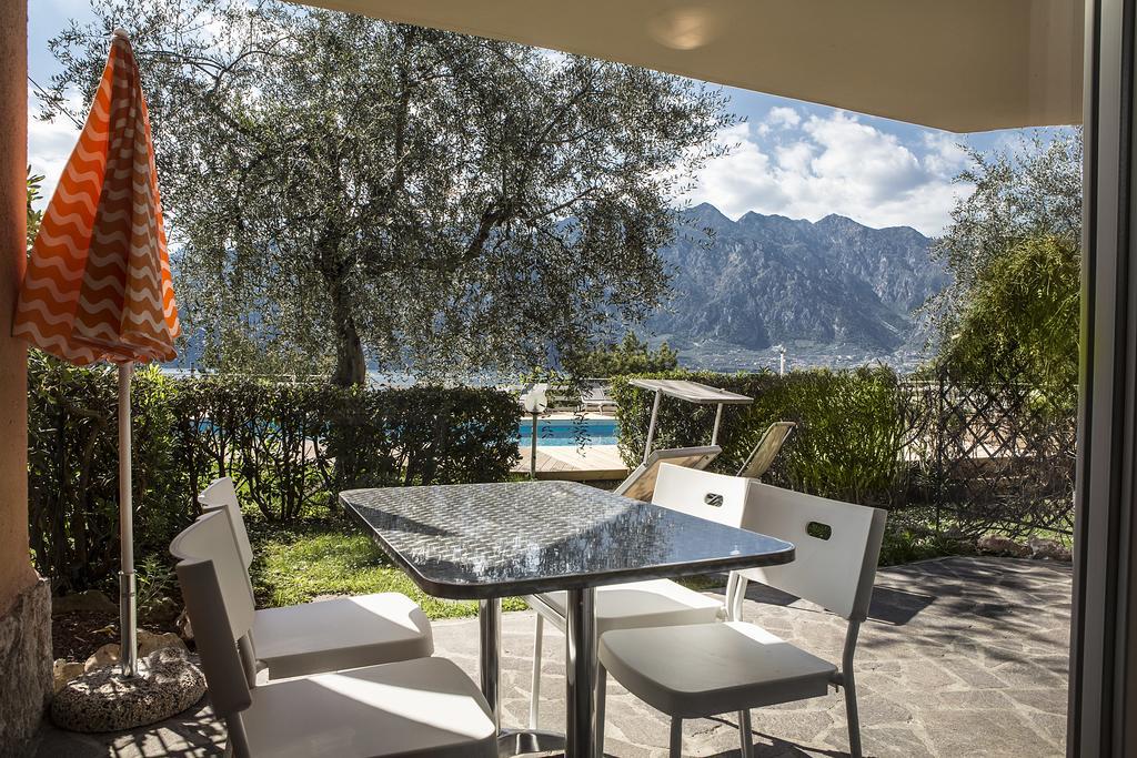 Residence Parco Lago Di Garda Malcesine Exterior photo