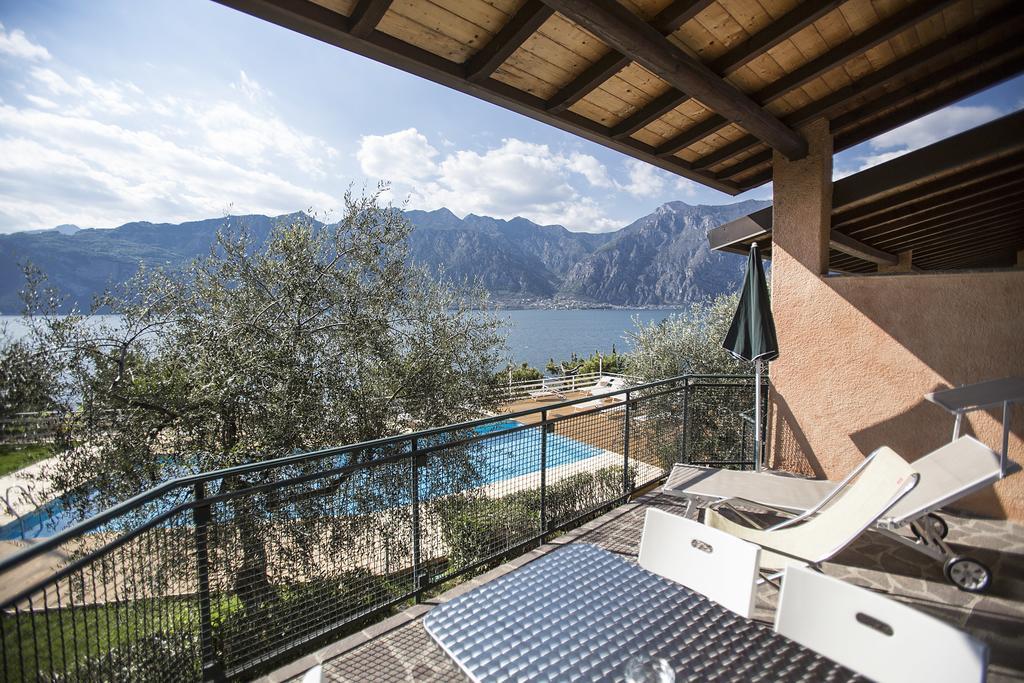 Residence Parco Lago Di Garda Malcesine Exterior photo